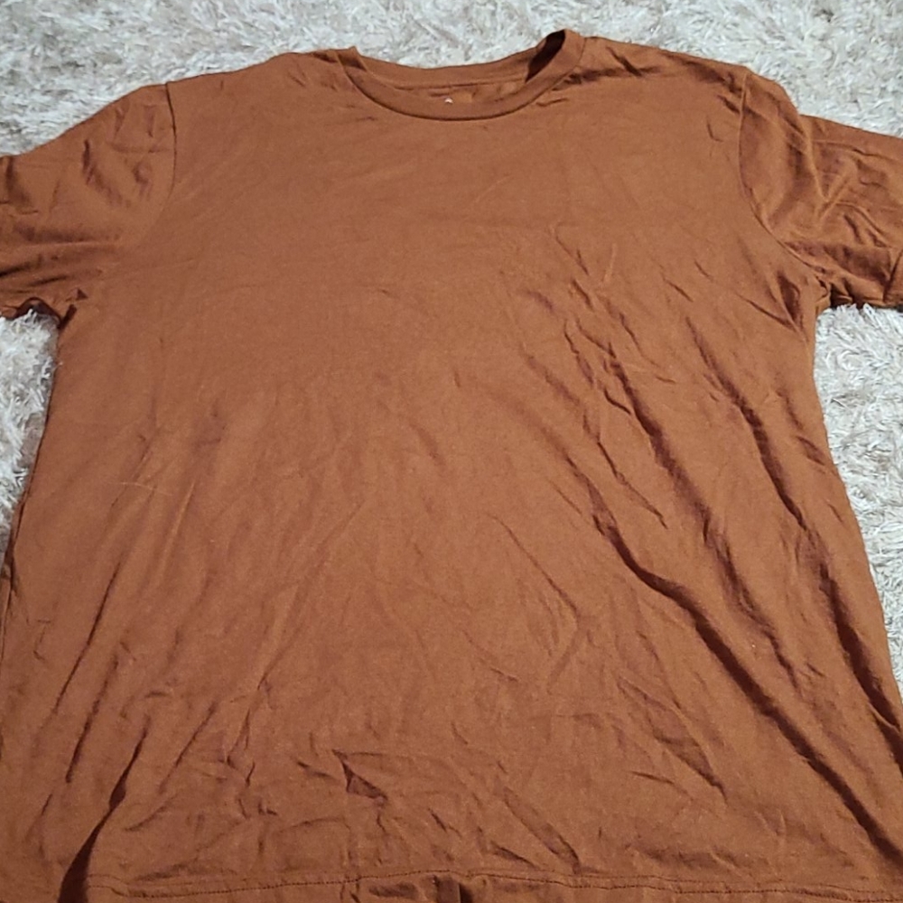 T-shirt - Picture 2 of 2